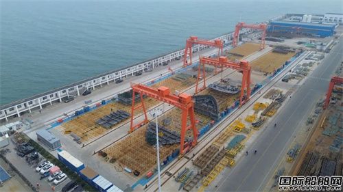 招商工业青岛船厂完成起重机购置项目助力产能提升(图1)