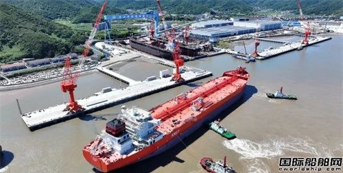 舟山中远海运重工八号码头完成交工验收,项目整体交付推进(图2) 舟山中远海运重工八号码头完成交工验收,项目整体交付推进(图2)
